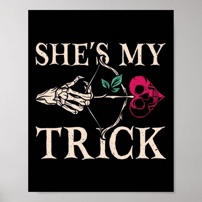 Hon är min trick som matchar lite Halloween Costum Poster (Framsidan)