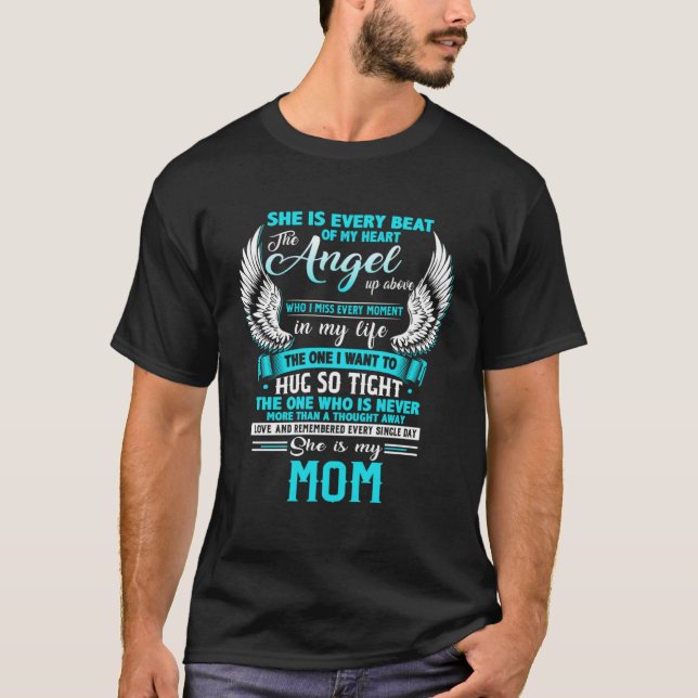 Hon är mitt hjärtan, ängeln ovanför M T Shirt (Framsida)