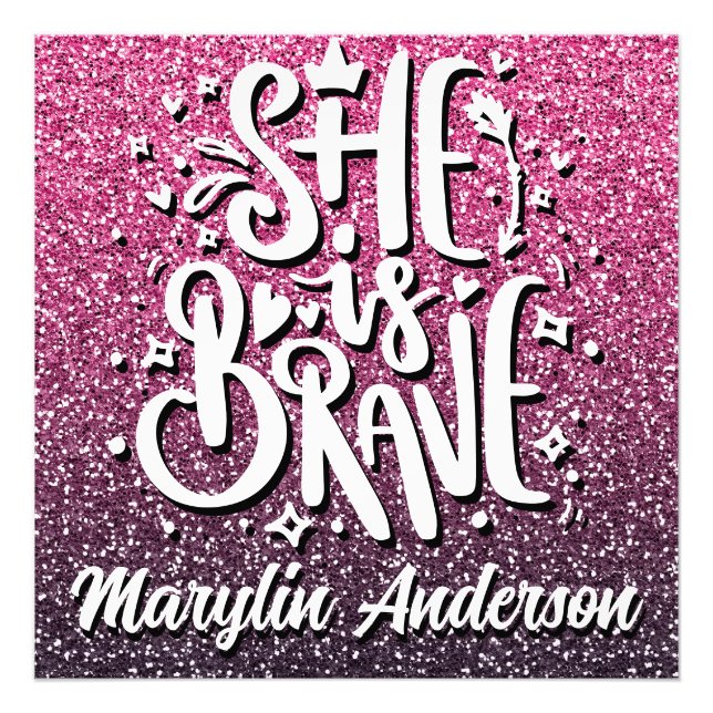 HON ÄR MODIG ANPASSNINGSBAR GLITTER TYPOGRAFI FOTOTRYCK (Framsidan)
