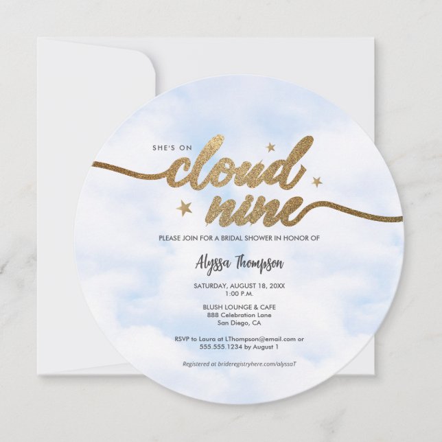 Hon är på Cloud 9 Dreamy Möhippa Clouds Inbjudningar (Framsida)