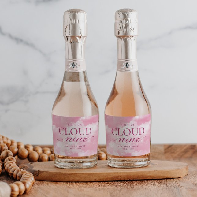 Hon är på Cloud Niine Rosa Möhippa (Skapare uppladdad)