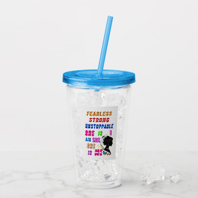 Hon är rädd för stark och ostoppbar. take away mugg (Baksida Ice)