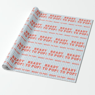 Hon är redo att poppa Baby Shower Blå Retro Gingha Presentpapper