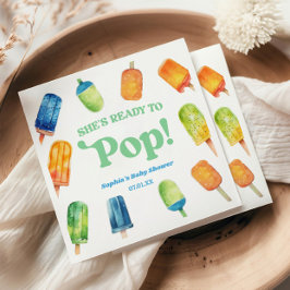 Hon är Redo att poppa blått barnskor. Pappersservett