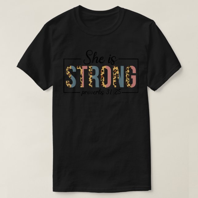 Hon är starka 3125 kristna troende kvinnor t shirt (Design framsida)
