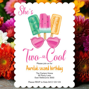 Hon är två Coolor i Cute First Birthday Popsicle Inbjudningar