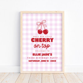 Hon är vår körsbär på toppen rosa Gingham födelsed Poster