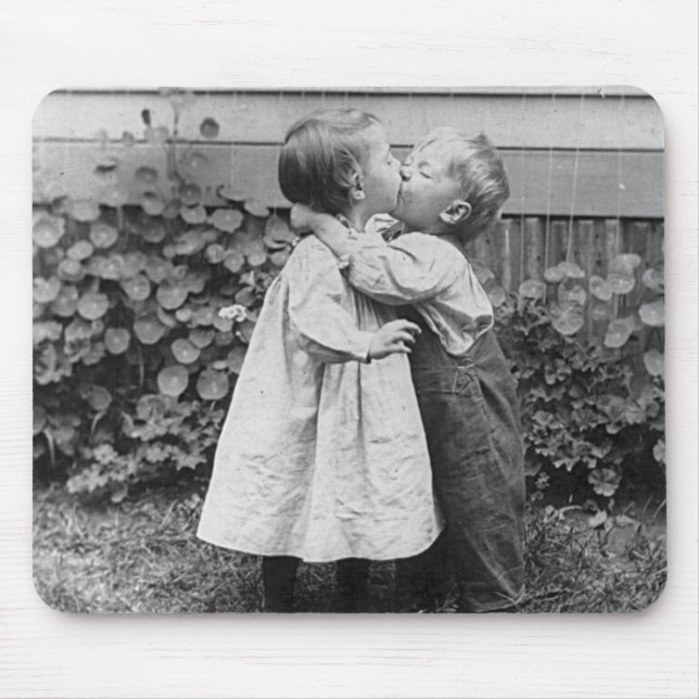 Hon får encentmyntet, honom får kyssen musmatta (Framsidan)