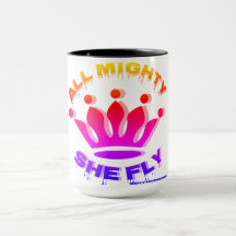 Hon flyger med flera Färgader över kaffe Kopp
