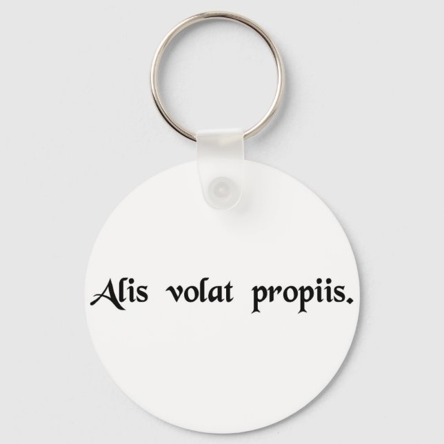 Hon flyger med sin egen vingar nyckelring (Framsida)