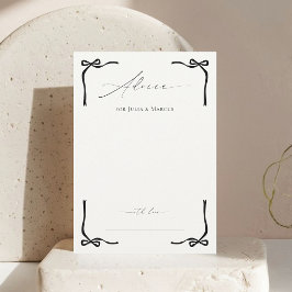 Hon Gifter sig Black Bow Möhippa Rådkort