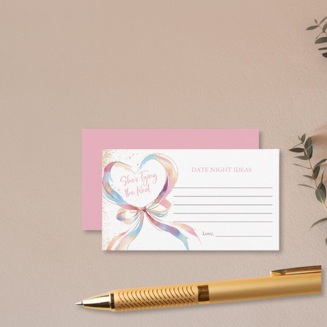 Hon Gifter sig Rosa Bow Datum kvällsideer Tilläggskort (Date Night Ideas Enclosure Card pastel watercolor pink bow ribbon forming a heart shape with gold gl)