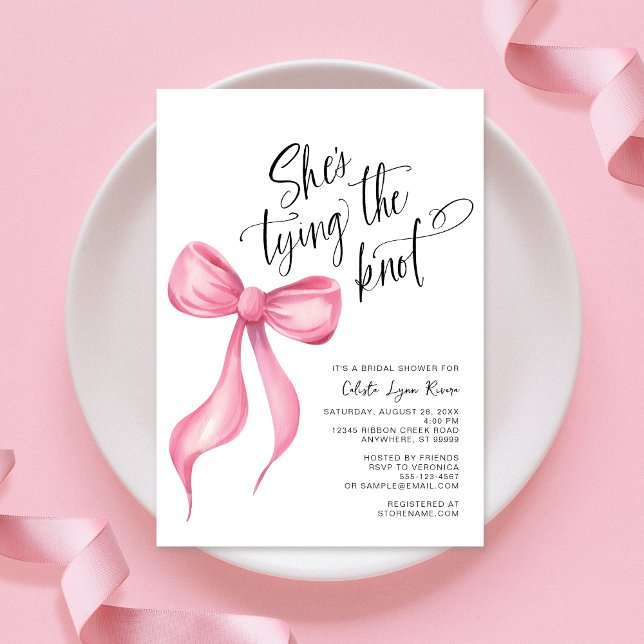 Hon Gifter sig Rosa Bow Möhippa Inbjudningar (Shown on a 5" x 7" invitation)