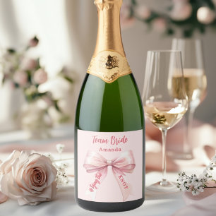 Hon gifter sig rosa bow Team Bride