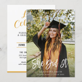 Hon gjorde det moderna skriptfotot Studenten Inbjudningar