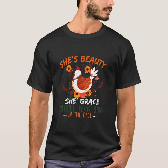 Hon Grace Chicken Farm Farmer T Shirt (Framsida)