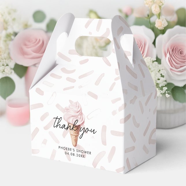 Hon har blivit upp scoopad Jordgubbsshow Gable Presentaskar (Skapare uppladdad)