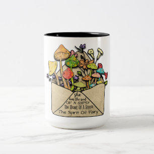 Hon har en zigenares själ Två-Tonad mugg
