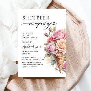 Hon har fått en soppad Möhippa för iskräm Inbjudningar