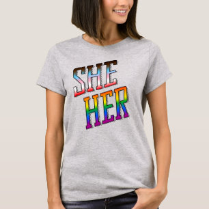 Hon / Hennes Progress Pride Pronomen T-Shirt