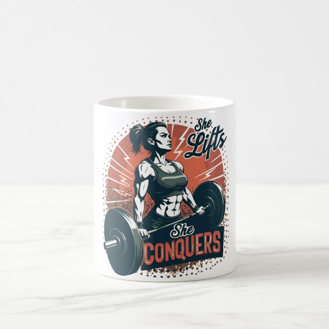 Hon Hiss, hon erövrar Kaffemugg (Center)