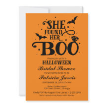 Hon hittade sin Boo Halloween-Möhippa