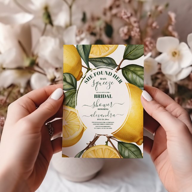 Hon hittade sin huvudsakliga Lemon-Möhippa Inbjudningar (Skapare uppladdad)