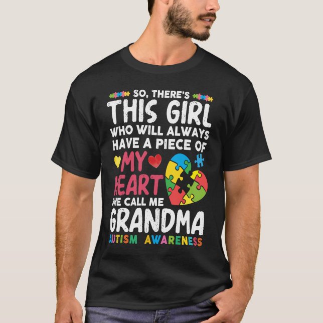 Hon kallar mig farmor Autism Awar T Shirt (Framsida)