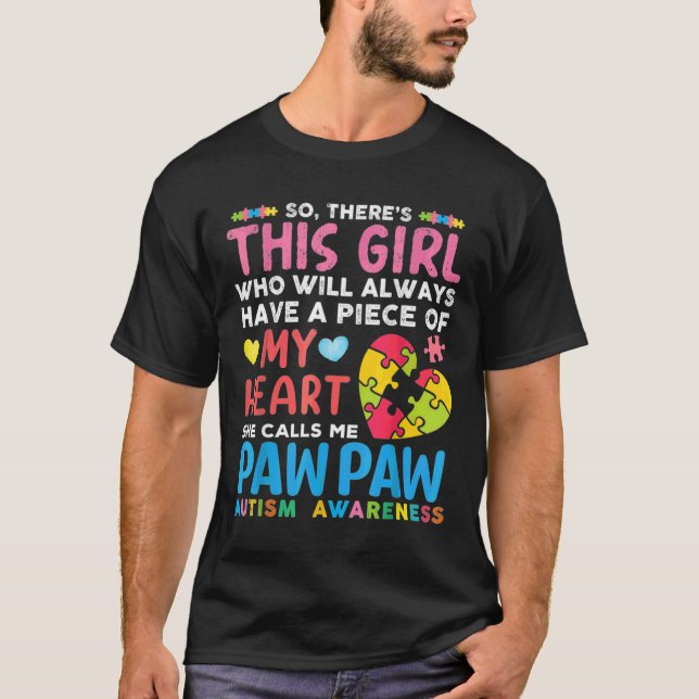 Hon kallar mig Pawpaw Autism Medveten T Shirt (Framsida)