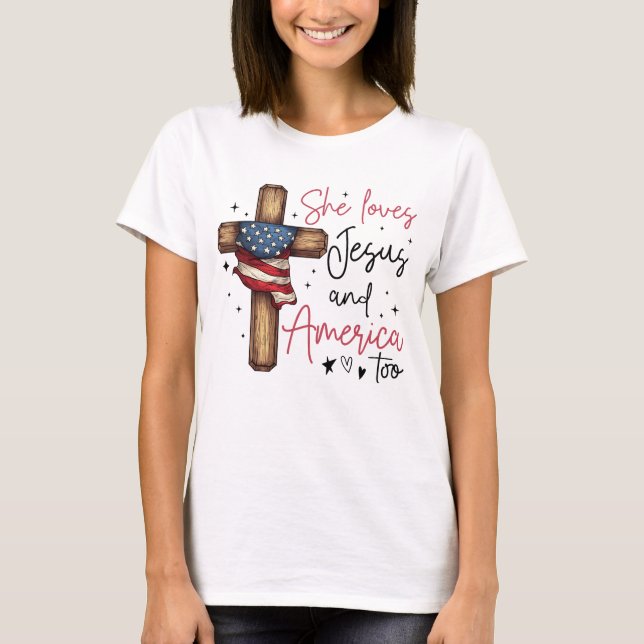 Hon Kärlek Jesus och Amerika också T Shirt (Framsida)