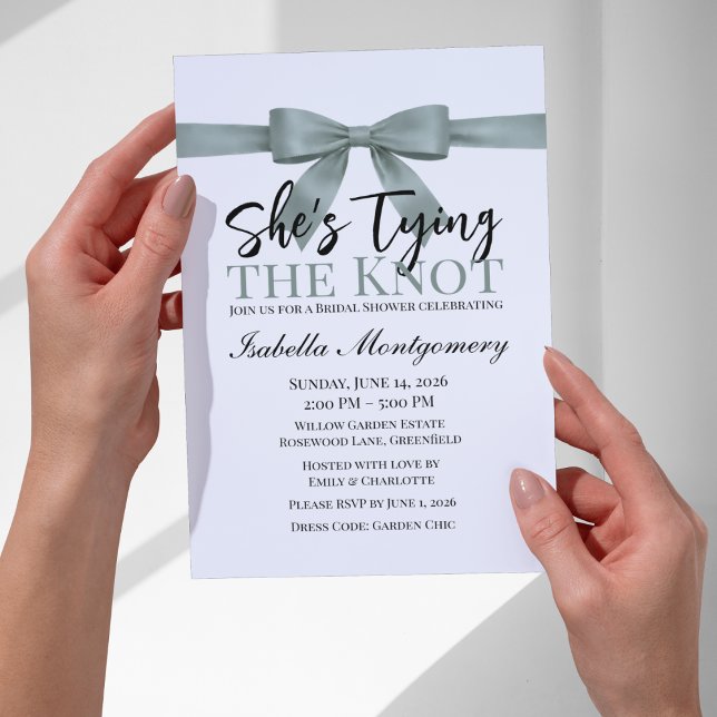 Hon Knutar Temat Eukalyptusgrön Slinga Inbjudningar (She’s Tying the Knot Theme Eucalyptus Green Bow Invitation
)