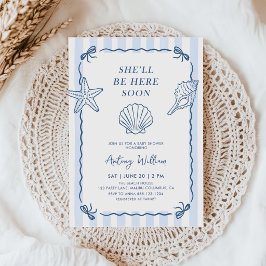 Hon kommer hit snart Skal Baby Shower Inbjudan