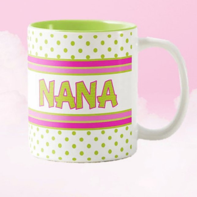 Hon kommer Kärlek! Gift Mugg för Nana (Skapare uppladdad)