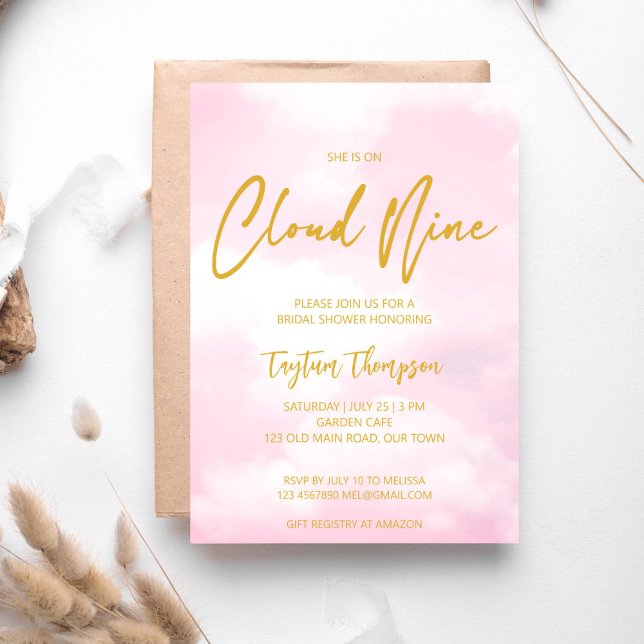 Hon ligger på molnet nio möhippors rosa och guld inbjudningar (She's on cloud nine bridal shower invitation template pink and gold on cloud nine invitation)