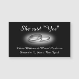 Hon sa "Ja" Spara datum magneter i Black