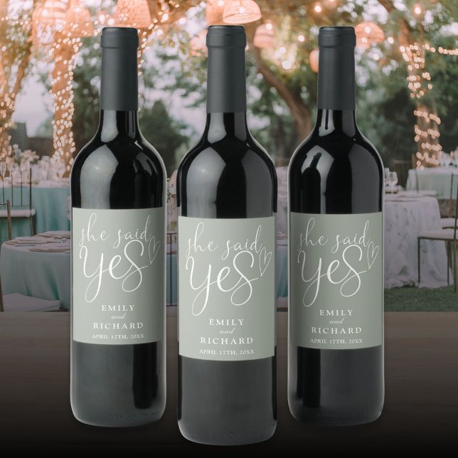 Hon Sade Ja Förlovningsfest Sagegrön Vinflaska Etikett (She Said Yes Engagement Party Sage Green Wine Label)