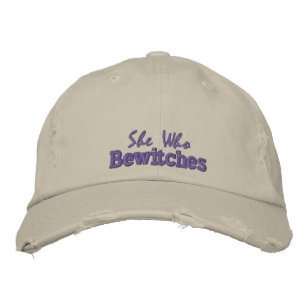 Hon som citerar Rustic Lila Stone Cute Broderad Keps