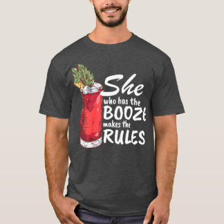 Hon som har Sprit gör Regler Bartender T Shirt