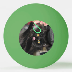 Hon som inte skall namnges pingisboll