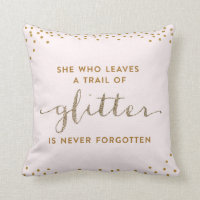 Hon som Lämnar ett spår mellan Glitter och Dekorat