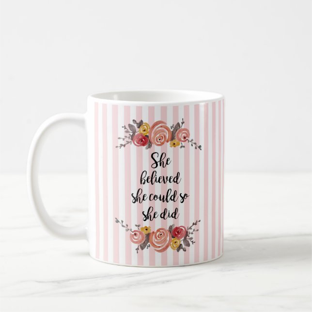 Hon trodde att hon kunde färga målningen kaffemugg (Vänster)