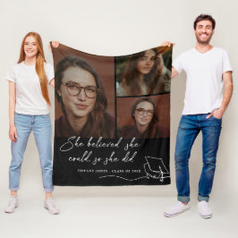 Hon trodde att hon kunde fotografera Studenten Fleecefilt