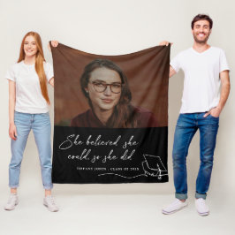 Hon trodde att hon kunde fotografera Studenten Fleecefilt