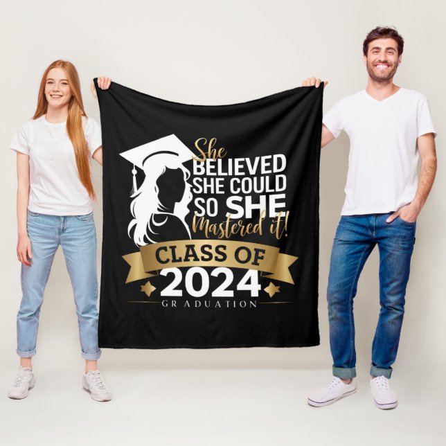 Hon trodde att hon kunde så hon bemästrade det 202 fleecefilt (På plats)