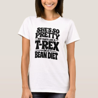 Hon Tror Hon Är Snygg T-Shirt