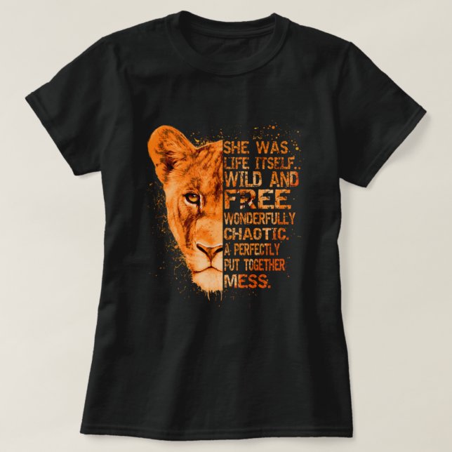 Hon var livets egen Vild och fri leoness - lejoner T Shirt (Design framsida)