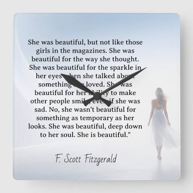 Hon var vacker === F.Scott Fitzgerald-citat Fyrkantig Klocka (Framsida)