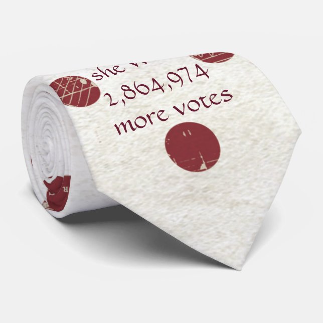 Hon vinner fler röster.. slips (Rullad)