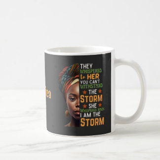 Hon viskade att jag är stormen Lägg till Namn Stro Kaffemugg