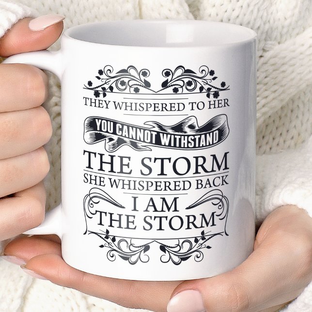 Hon Viskade Tillbaka Jag Är Stormen Kaffemugg (Skapare uppladdad)